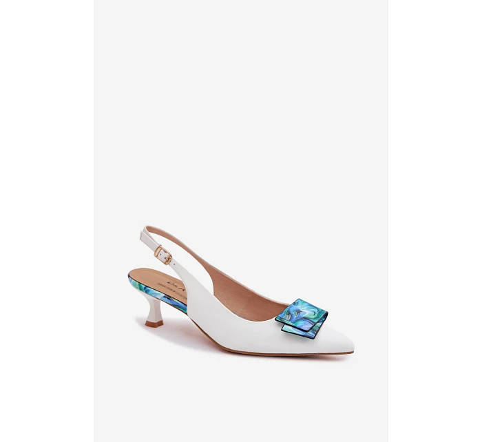 Kožené dámské lodičky na podpatku s ozdobou D&A LZ61-2006 Bílé