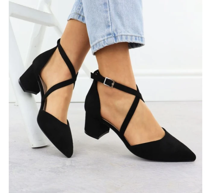 Dámské černé sandály na jehlovém podpatku Sergio model 21905051 - LEONE