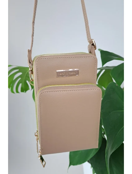 model 20497533 - Bruno Rossi