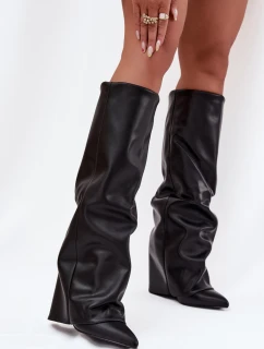 Topánky na podpätku model 216991 Krok vo veľkom štýle