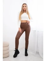 Push up nohavice z ekokože hnedej farby