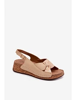 Pohodlné dámské sandály na platformě béžové model 22133232 - Boto