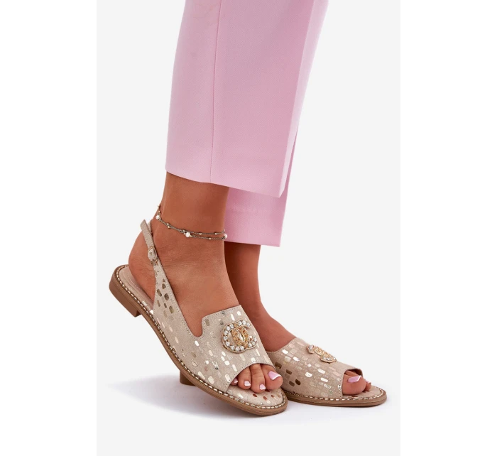 Kožené Sandály S Dekorací Na Plochém Podpatku model 21696779 Zlaté - S.Barski Kožené Sandály S Dekorací Na Plochém Podpatku model 21696779 Zlaté - S.Barski