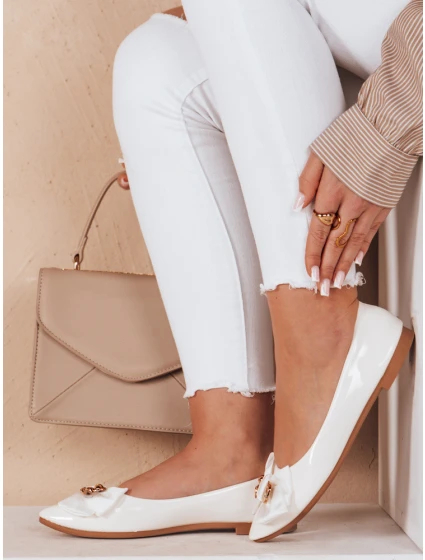 Dámske baleríny TEDBOW na podpätku biele FashionStreet ZY0768