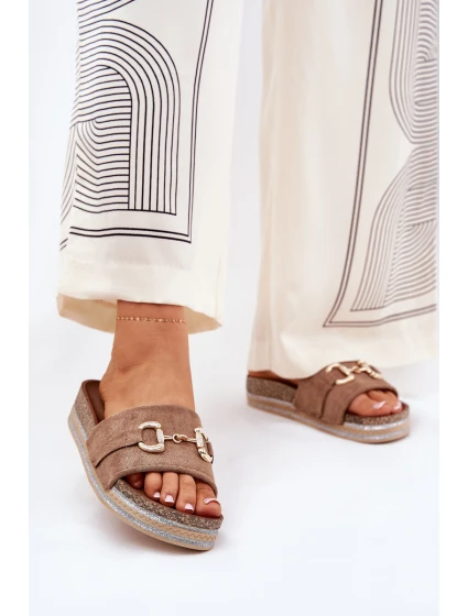 Dámské Sandály Na Platformě Se Zlatou Dekorací A Khaki model 21689908 - Boto Dámské Sandály Na Platformě Se Zlatou Dekorací A Khaki model 21689908 - Boto