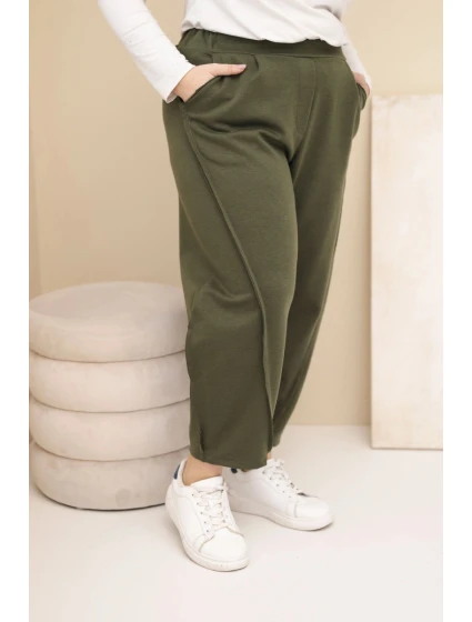 Dámske bavlnené nohavice s vysokým pásom v khaki farbe Dámske bavlnené nohavice s vysokým pásom v khaki farbe