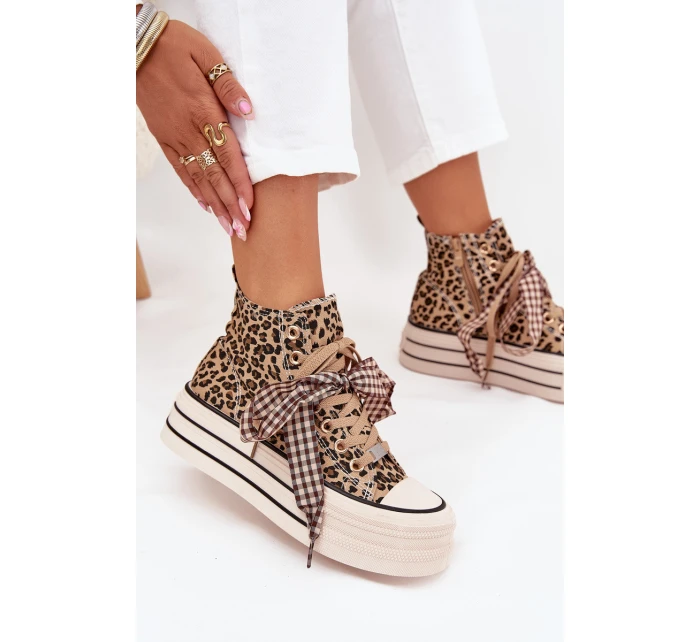 Dámské Tenisky S Mašlí A Zipem Na Platformě model 21705288 - EVENTO Dámské Tenisky S Mašlí A Zipem Na Platformě model 21705288 - EVENTO