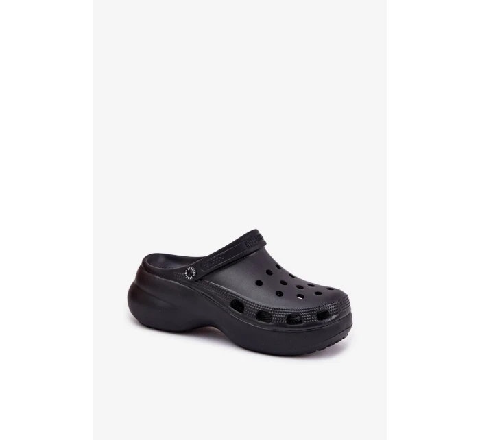 Dámske penové papuče na pevnej podrážke Big Star - čierne Dámske penové papuče na pevnej podrážke Big Star - čierne