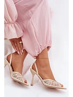 Dámské sandály na podpatku s krajkou a ozdobami Béžové model 22103152 - Boto