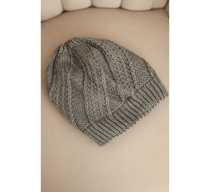 Dámská zimní čepice s vlnou tmavě šedá