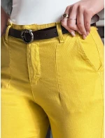 Dámské kalhoty slim fit s páskem hořčicové Dstreet model 21986217 - FashionStreet