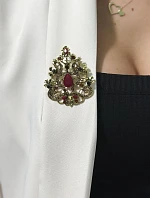 Brošňa XZ459-191 zlatá + červená