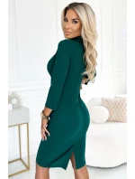 Zelené elegantní dámské šaty s přeloženým obálkovým výstřihem model 20541751 - numoco Zelené elegantní dámské šaty s přeloženým obálkovým výstřihem model 20541751 - numoco