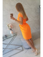 Zaväzovacie šaty s neónovo oranžovou spodnou časťou