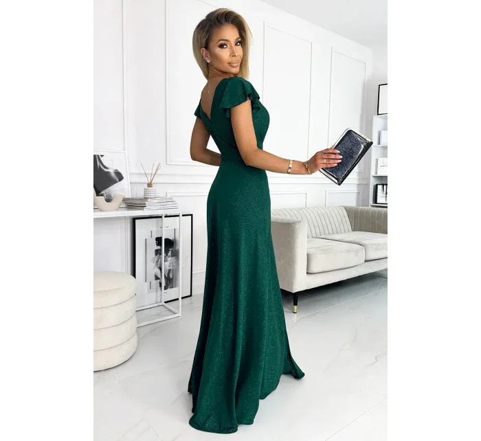 CRYSTAL Dlouhé lesklé dámské šaty v lahvově zelené barvě s výstřihem model 18025634 - numoco CRYSTAL Dlouhé lesklé dámské šaty v lahvově zelené barvě s výstřihem model 18025634 - numoco