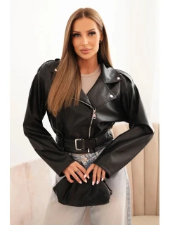 Dámská krátká bunda z eko kůže s páskem a límcem černá