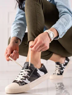 Výborné viacfarebné tenisky dámske bez podpätku