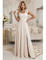 model 22067486 Elegantní večerní maxi šaty s rozparkem a růžemi béžové - numoco
