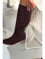 Dámske perforované čižmy na podpätku Helinna - chocolate