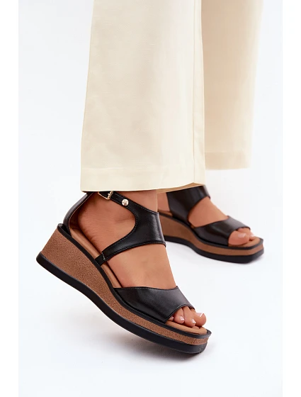 Kožené sandály na  Černé model 22125796 - Maciejka