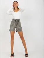 Dámske šortky LK SN 506942 2.15 béžovej a bielej Dámske šortky LK SN 506942 2.15 béžovej a bielej