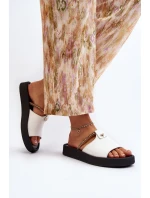 Dámské kožené žabky model 21646246 - Zazoo