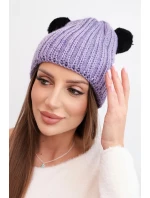 Dámská zimní čepice vlněná s bambulí model 21817779 fialová - K-Fashion Dámská zimní čepice vlněná s bambulí model 21817779 fialová - K-Fashion