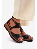 Kožené sandály na  Černé model 22125796 - Maciejka