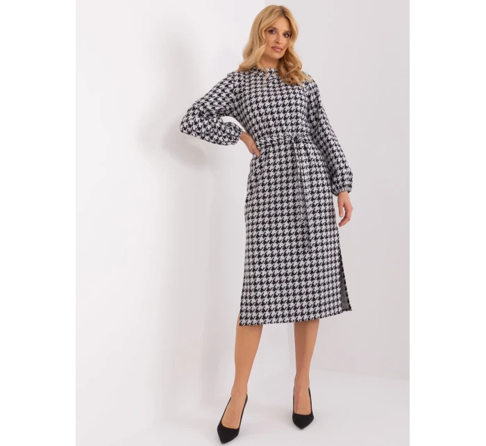 LK SK 509516 šaty.04 biela a čierna