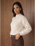 Sweter damski klasyczny z dekoltem model 22394723 - FashionStreet Sweter damski klasyczny z dekoltem model 22394723 - FashionStreet