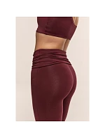 Dámske nohavice CASALL Sublime Folded Flare Pants, farba bordová Dámske nohavice CASALL Sublime Folded Flare Pants, farba bordová