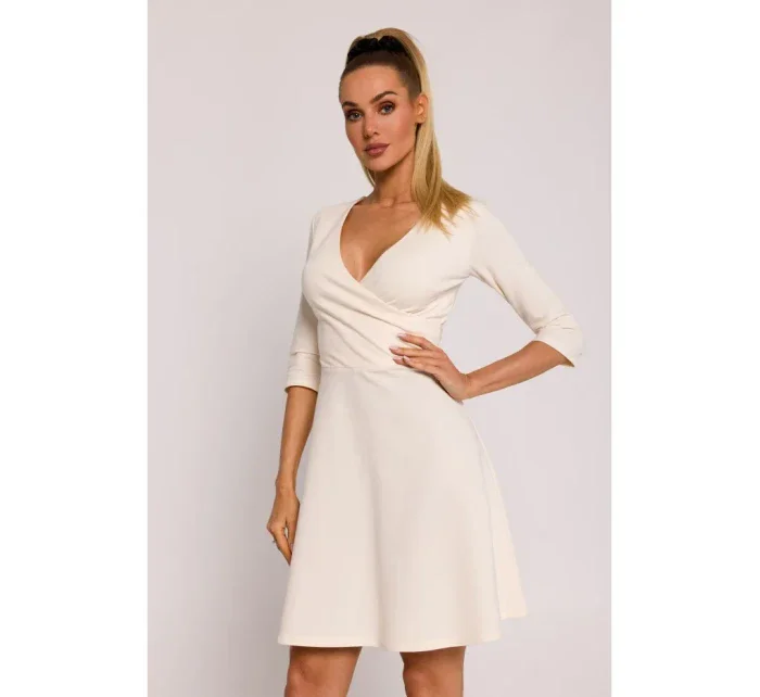 M786 Priliehavé mini šaty - krémové M786 Priliehavé mini šaty - krémové