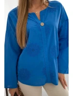 Košeľová blúzka IT-67 s vyšívaným vzorom - chrpová modrá Košeľová blúzka IT-67 s vyšívaným vzorom - chrpová modrá