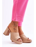 Skórzane Klapki Na Obcasie Beżowe Livesa