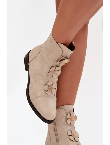 Zateplené dámské kotníkové boty na nízkém podpatku s ozdobnými květinami zlaté model 21711109 - Boto