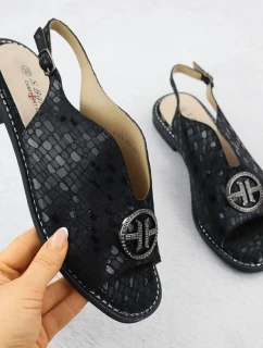 Dámske čierne kožené sandále S.Barski KV51-094