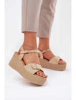 Dámské Sandály Na Klínu S Přezkou Khaki model 21696170 - Boto Dámské Sandály Na Klínu S Přezkou Khaki model 21696170 - Boto