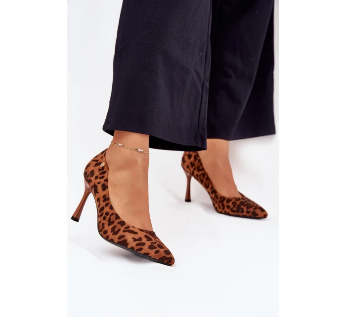 Lodičky s ihlovým podpätkom model 216316 Krok vo veľkom štýle