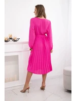 Šaty s viazaným plisovaným lemom ružové Šaty s viazaným plisovaným lemom ružové