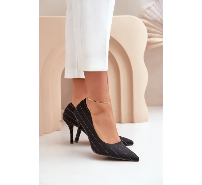 Lodičky s ihlovým podpätkom model 203544 Krok vo veľkom štýle