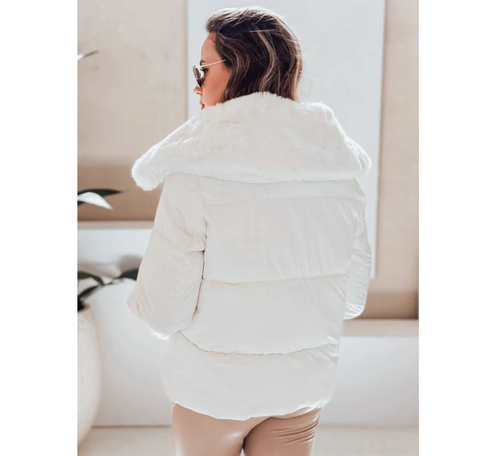 Dámská prošívaná krátká bunda s kožešinou bílá Dstreet model 21991222 - FashionStreet