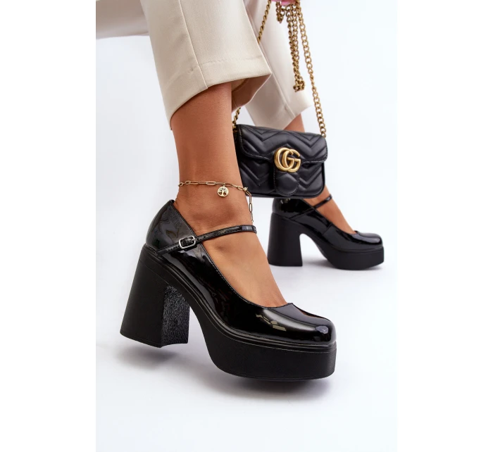 Półbuty Damskie Lakierowane Na Platformie I Słupku Big Star NN274004 Czarne Półbuty Damskie Lakierowane Na Platformie I Słupku Big Star NN274004 Czarne