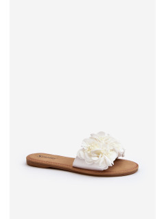 Dámske papuče s kvetmi biely slon