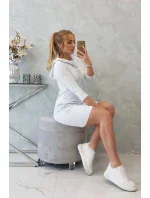 Šaty s kapucňou a vreckami biele Šaty s kapucňou a vreckami biele