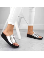 Dámské ažurové sandály béžové model 21904482 - Sabatina