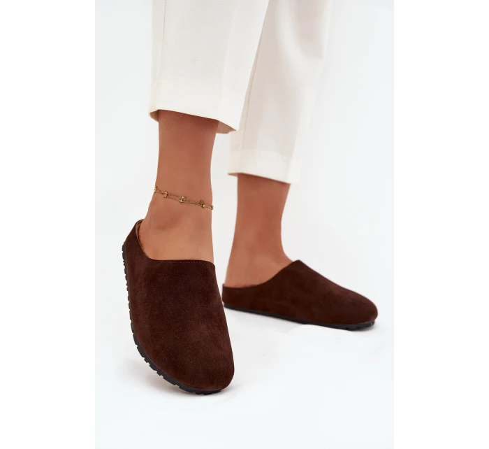 Dámské pantofle na platformě čokoládové model 21709390 - Boto Dámské pantofle na platformě čokoládové model 21709390 - Boto