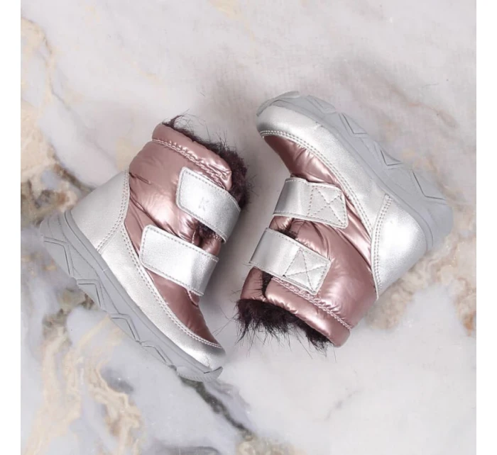 Nepromokavé sněhule s membránou na suchý zip Jr model 17829297 - Kornecki Nepromokavé sněhule s membránou na suchý zip Jr model 17829297 - Kornecki