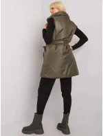 Péřová vesta v khaki barvě se stojáčkem model 20500626 - Factory Price Péřová vesta v khaki barvě se stojáčkem model 20500626 - Factory Price