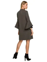 M698 Šaty áčkového strihu s anjelskými rukávmi - čierne