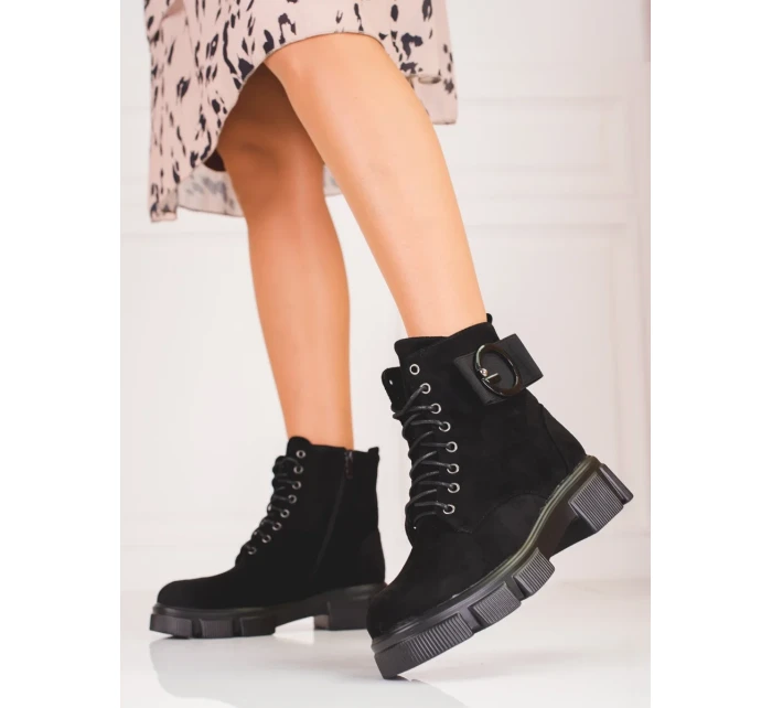 Luxusní černé dámské kotníčkové boty na plochém podpatku Luxusní černé dámské kotníčkové boty na plochém podpatku